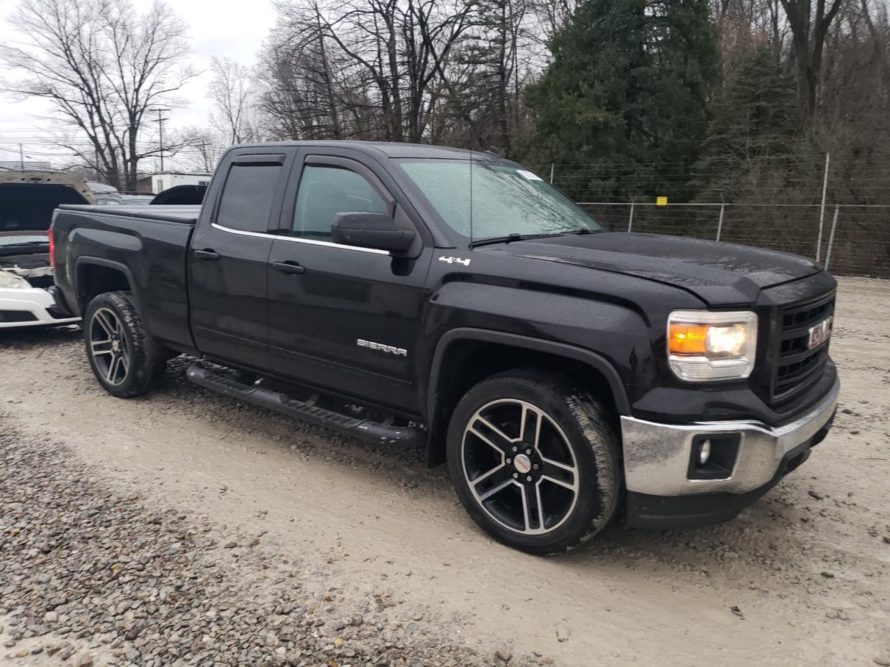 2014 GMC Sierra VIN 1GTV2UEC1EZ395898 Copart auction photo, side damage thumbnail 4