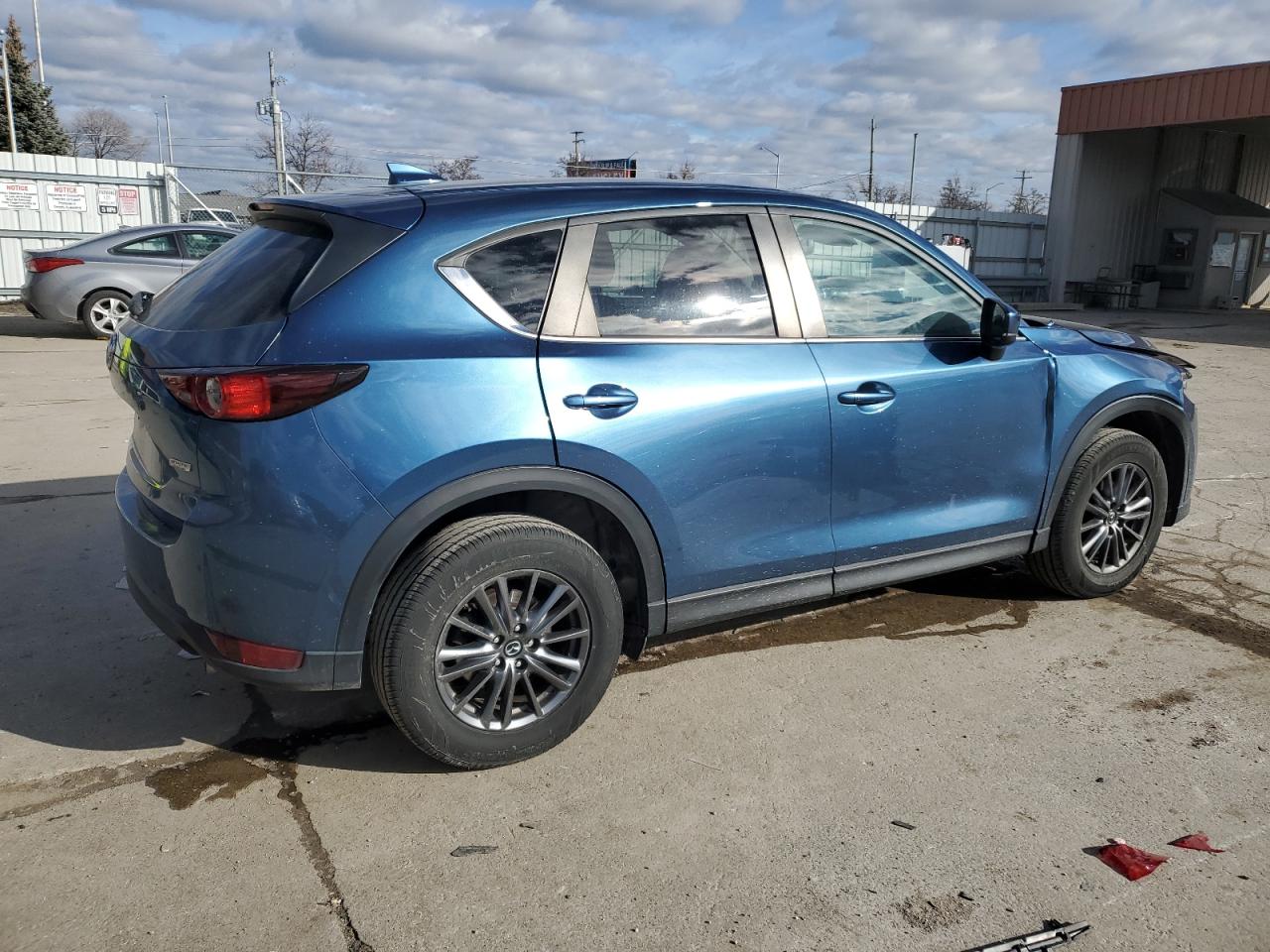 2019 Mazda CX-5 VIN JM3KFBCM8K0686204 Copart auction photo, front end / side damage thumbnail 3