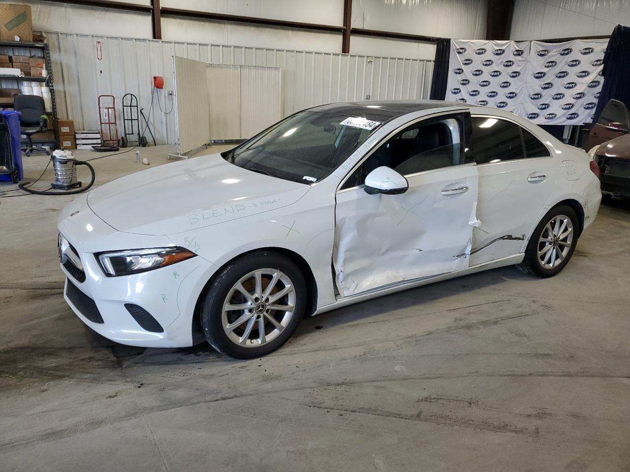 2020 Mercedes-Benz A-klasse VIN WDD3G4EB3LW040977