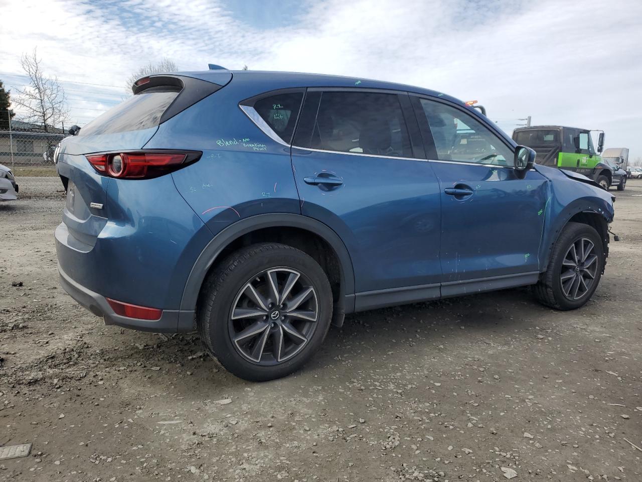 2017 Mazda CX-5 VIN JM3KFADL3H0106950 Copart auction photo, front end damage thumbnail 3