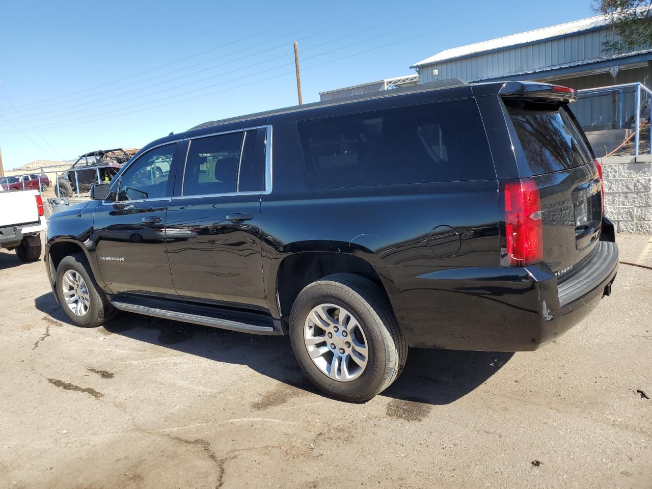 2019 Chevrolet Suburban VIN 1GNSCGKC6KR180042 Copart auction photo, front end damage thumbnail 2