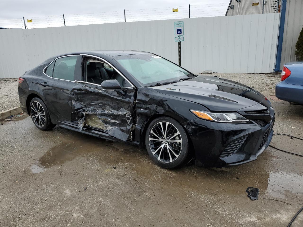 2018 Toyota Camry VIN 4T1B11HK9JU097576 Copart auction photo, side damage thumbnail 4