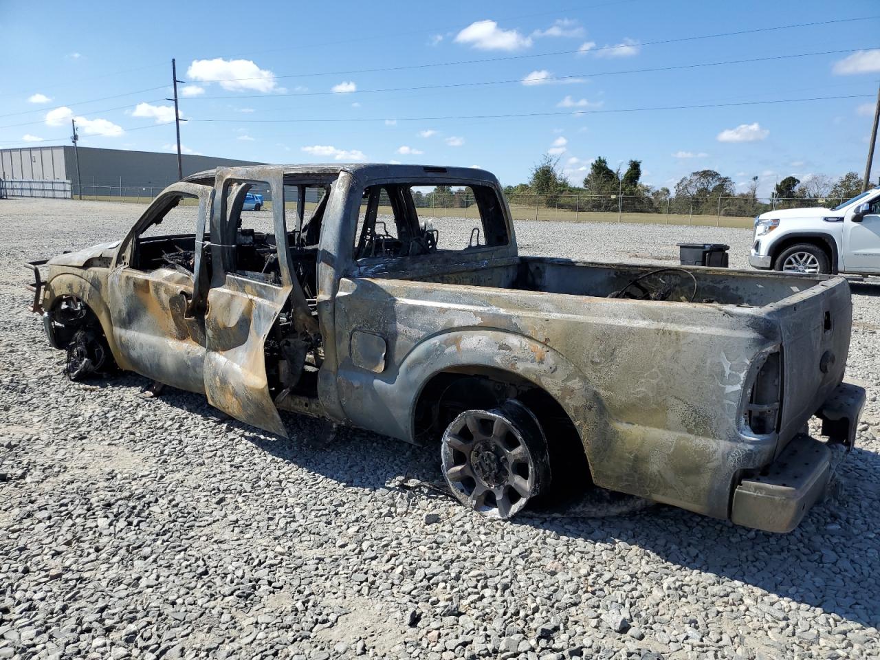 2015 Ford F250 VIN 1FT7W2BT5FED62420 Copart auction photo, burn damage thumbnail 2