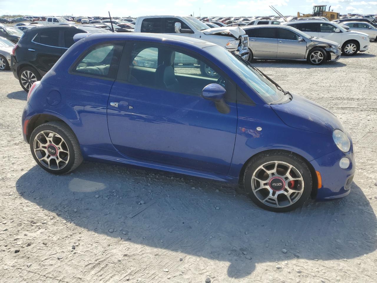 2012 Fiat 500 VIN 3C3CFFBRXCT369714 Copart auction photo, front end / side damage thumbnail 4