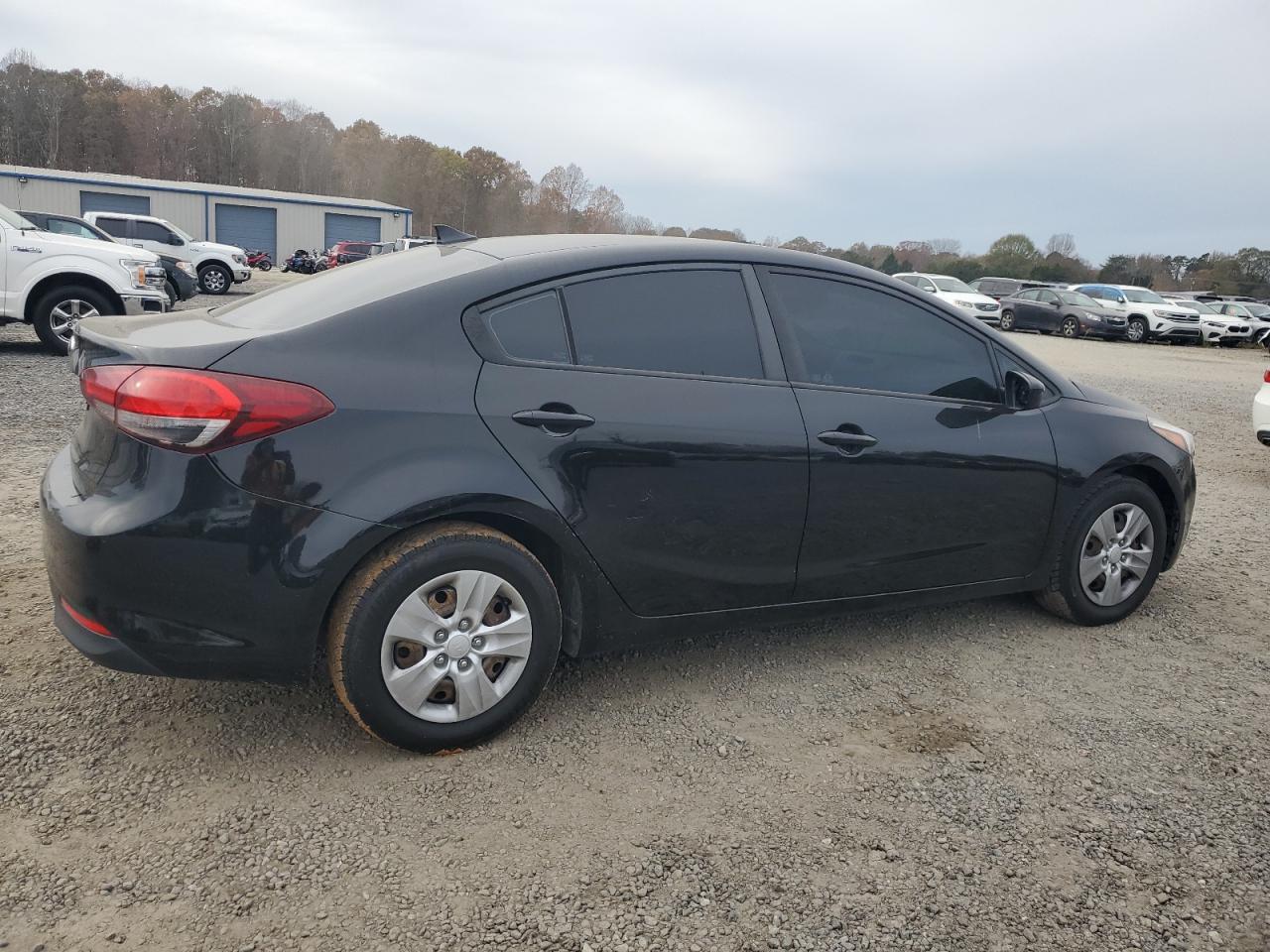 2017 KIA Forte VIN 3KPFK4A76HE072282 Copart auction photo, rear end damage thumbnail 3