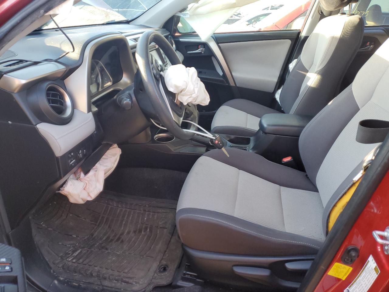2015 Toyota RAV 4 VIN JTMRFREVXFJ047876 Copart auction photo, front end / side damage thumbnail 7