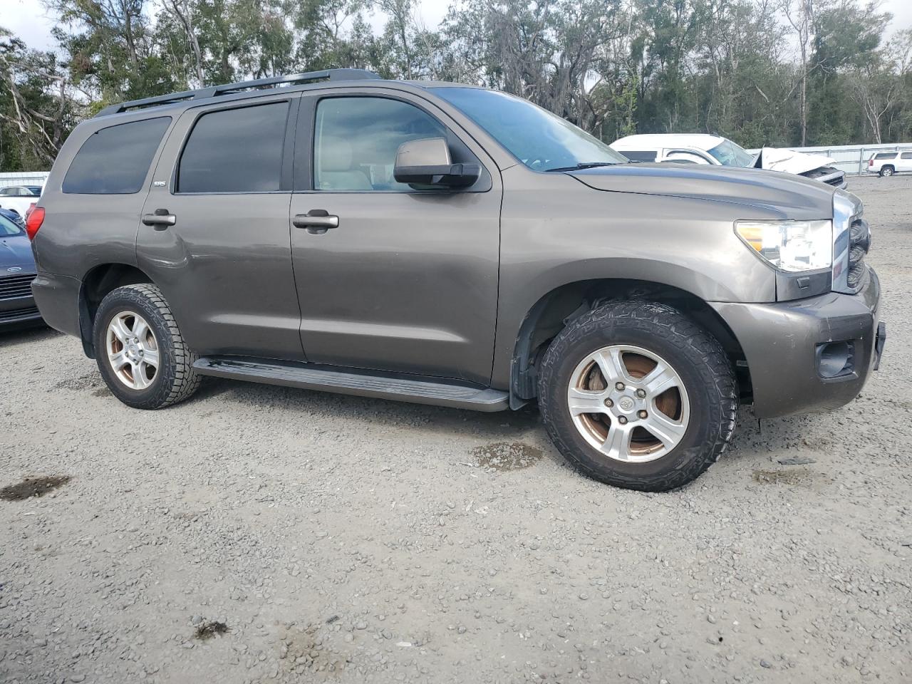2008 Toyota Sequoia VIN 5TDBY64A58S014248 Copart auction photo, minor dent/scratches damage thumbnail 4