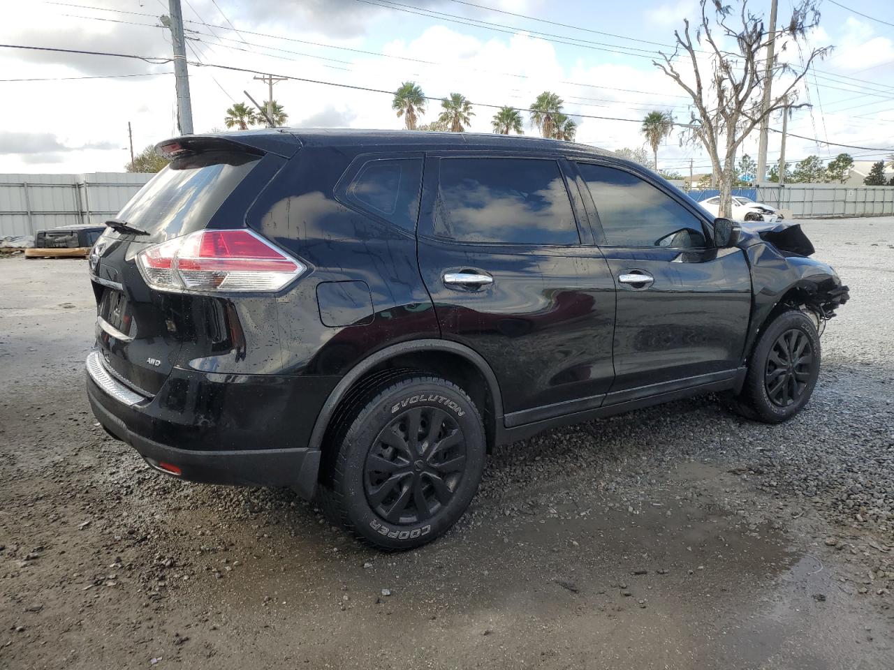 2015 Nissan Rogue VIN 5N1AT2MVXFC920251 Copart auction photo, front end / rear end damage thumbnail 3