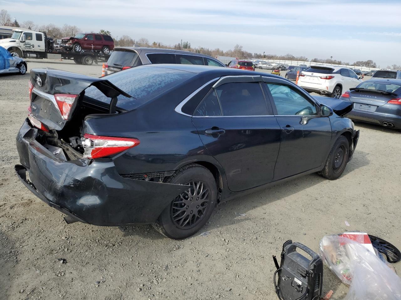 2016 Toyota Camry VIN 4T4BF1FK4GR563756 Copart auction photo, front end / rear end damage thumbnail 3