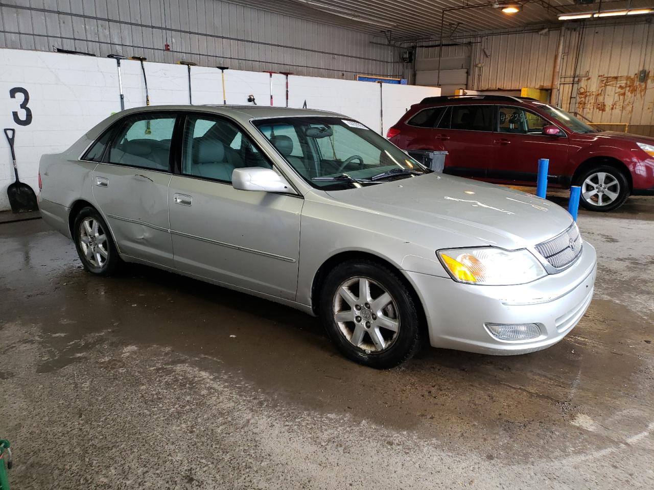 2001 Toyota Avalon VIN 4T1BF28B01U178456 Copart auction photo, side / all over damage thumbnail 4