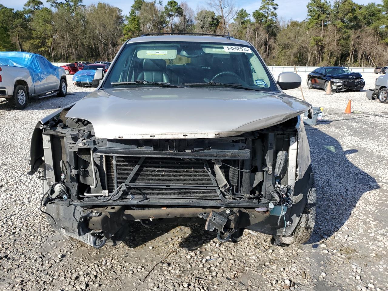 2009 GMC Yukon VIN 1GKFC33J99R148006 Copart auction photo, front end / side damage thumbnail 5