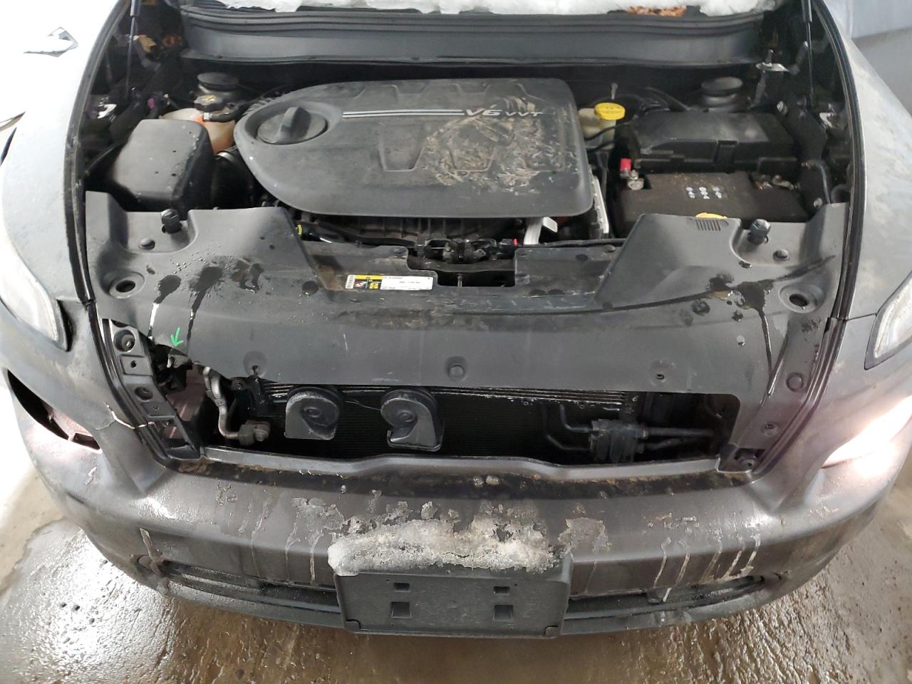 2015 Jeep Grand Cherokee VIN 1C4PJMCS8FW745794 Copart auction photo, front end / minor dent/scratches damage thumbnail 12