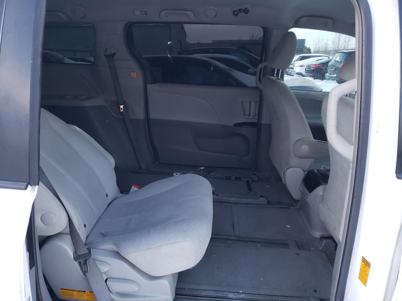 2013 Toyota Sienna VIN 5TDZK3DCXDS342128 Copart auction photo, front end / undercarriage damage thumbnail 11