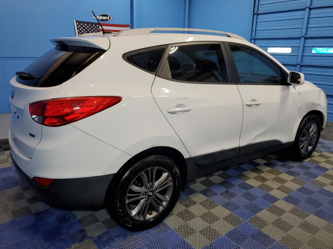 2015 Hyundai Tucson VIN KM8JUCAG4FU019718 Copart auction photo, front end / side damage thumbnail 3