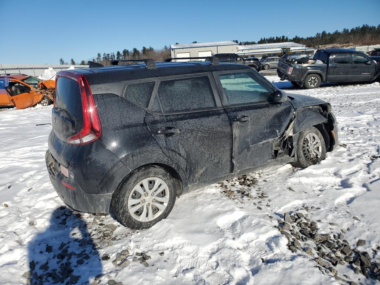 2021 KIA Soul VIN KNDJ23AU4M7139417 Copart auction photo, side / front end damage thumbnail 3