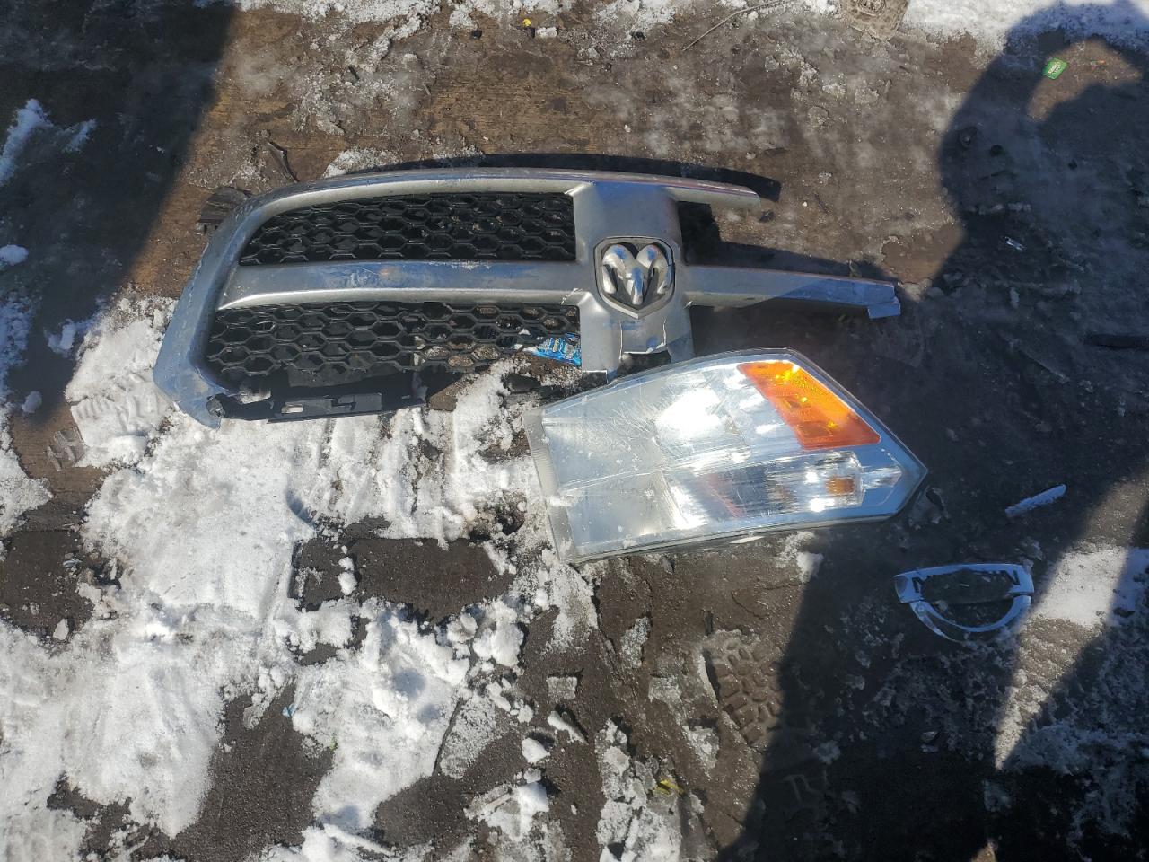 2016 RAM 1500 VIN 1C6RR7FTXGS381532 Copart auction photo, front end / rear end damage thumbnail 12
