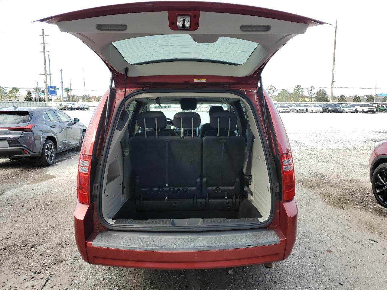 2010 Dodge Caravan VIN 2D4RN4DE4AR127303 Copart auction photo, front end damage thumbnail 6
