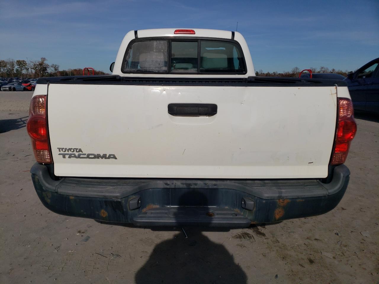 2013 Toyota Tacoma VIN 5TFNX4CN1DX030282 Copart auction photo, front end / minor dent/scratches damage thumbnail 6