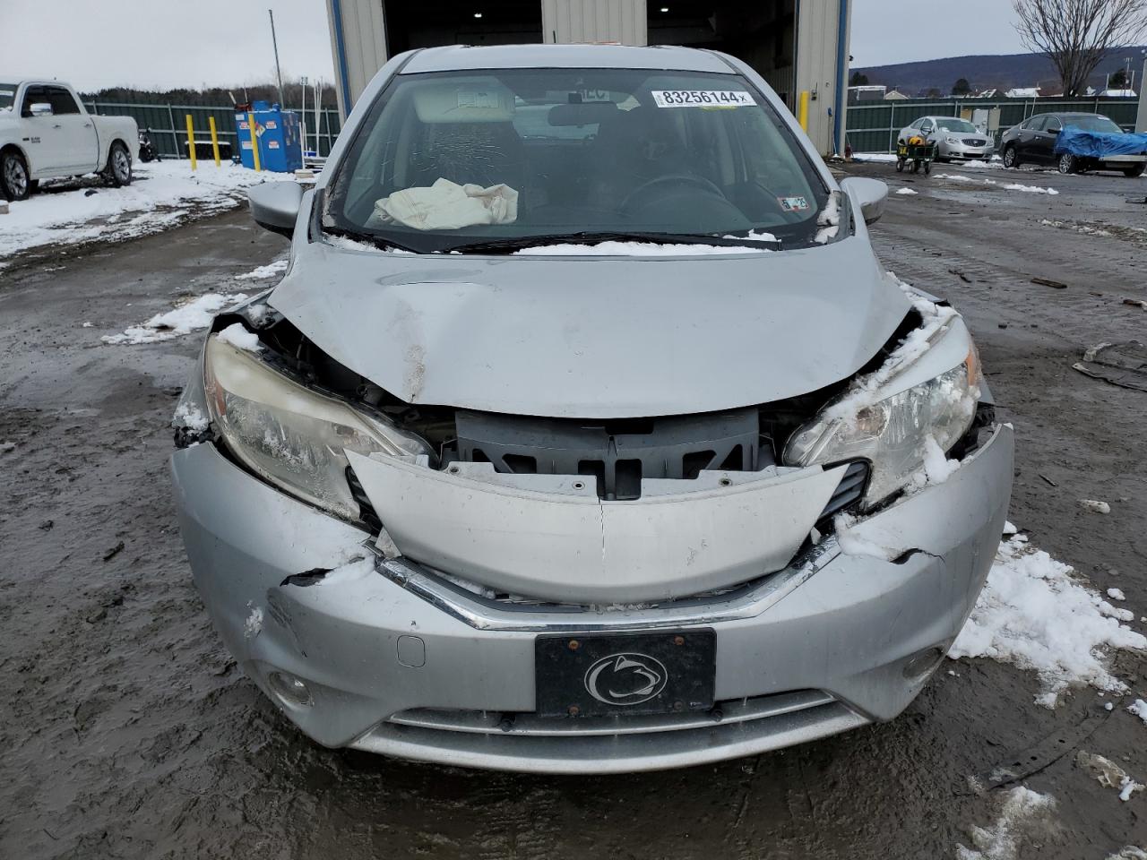 2015 Nissan Versa VIN 3N1CE2CP1FL439709 Copart auction photo, front end / side damage thumbnail 5