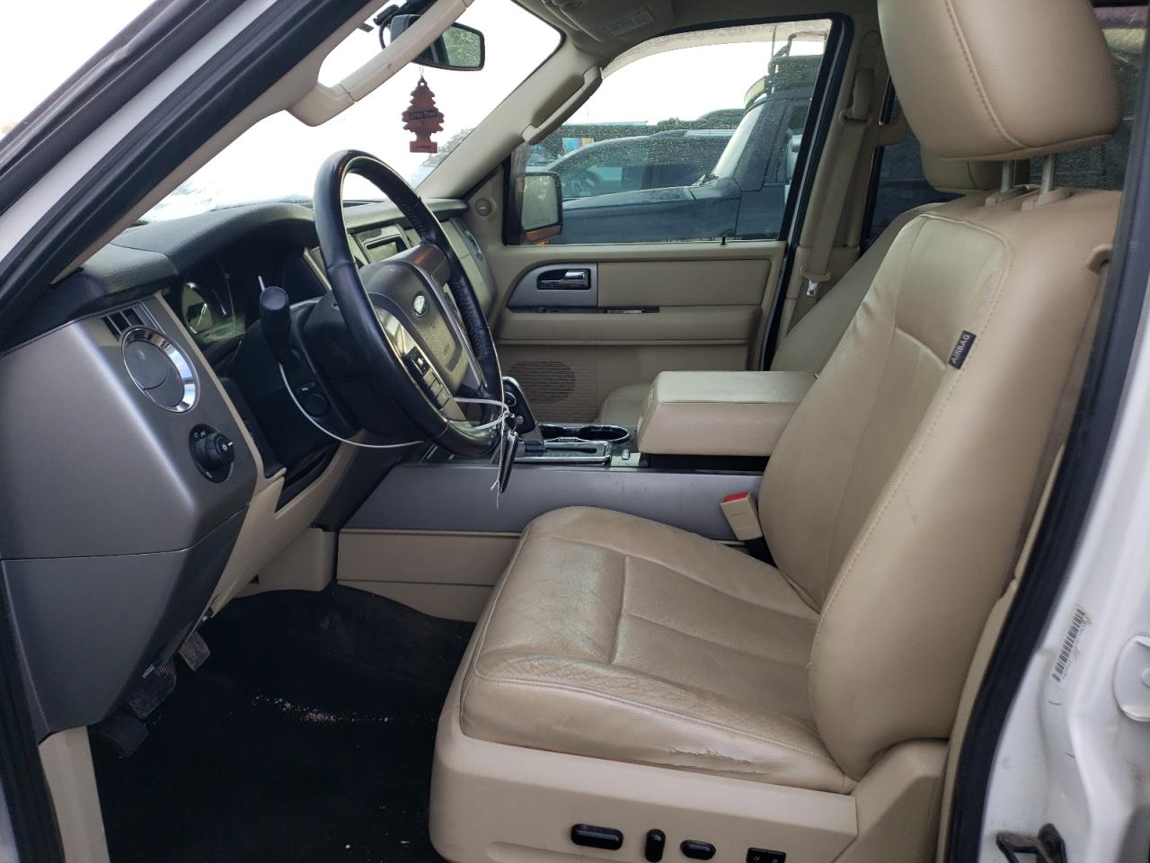 2015 Ford Expedition VIN 1FMJK2AT8FEF16908 Copart auction photo, front end damage thumbnail 7