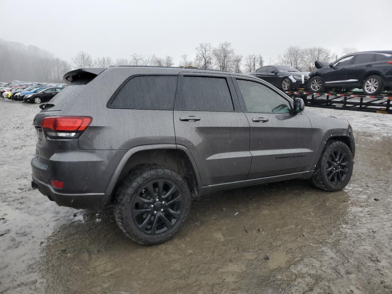 2019 Jeep Grand Cherokee VIN 1C4RJFAG2KC830922 Copart auction photo, front end damage thumbnail 3
