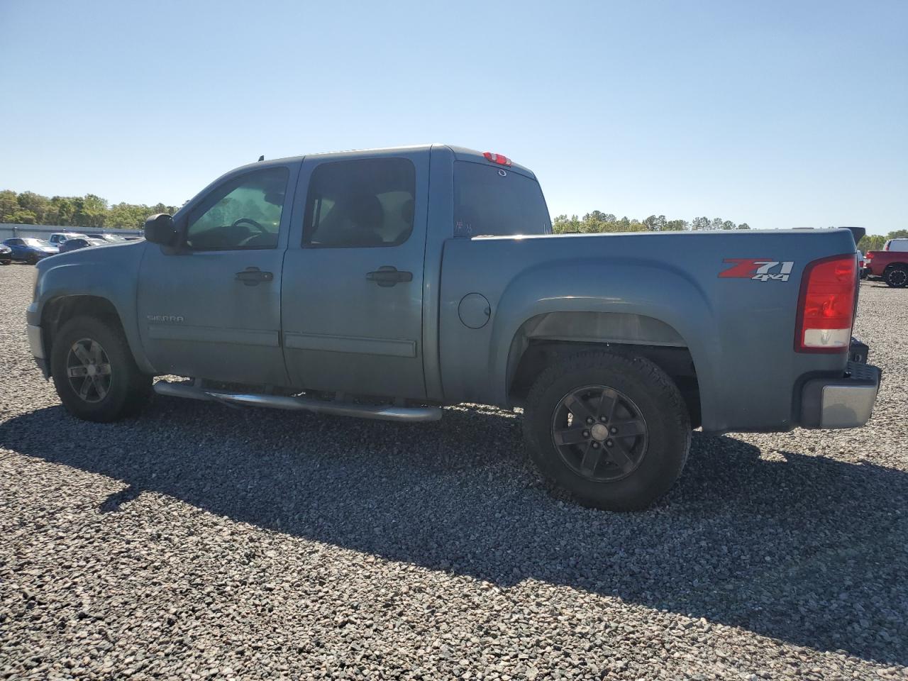 2011 GMC Sierra VIN 3GTP2VE38BG261416 Copart auction photo, water/flood damage thumbnail 2