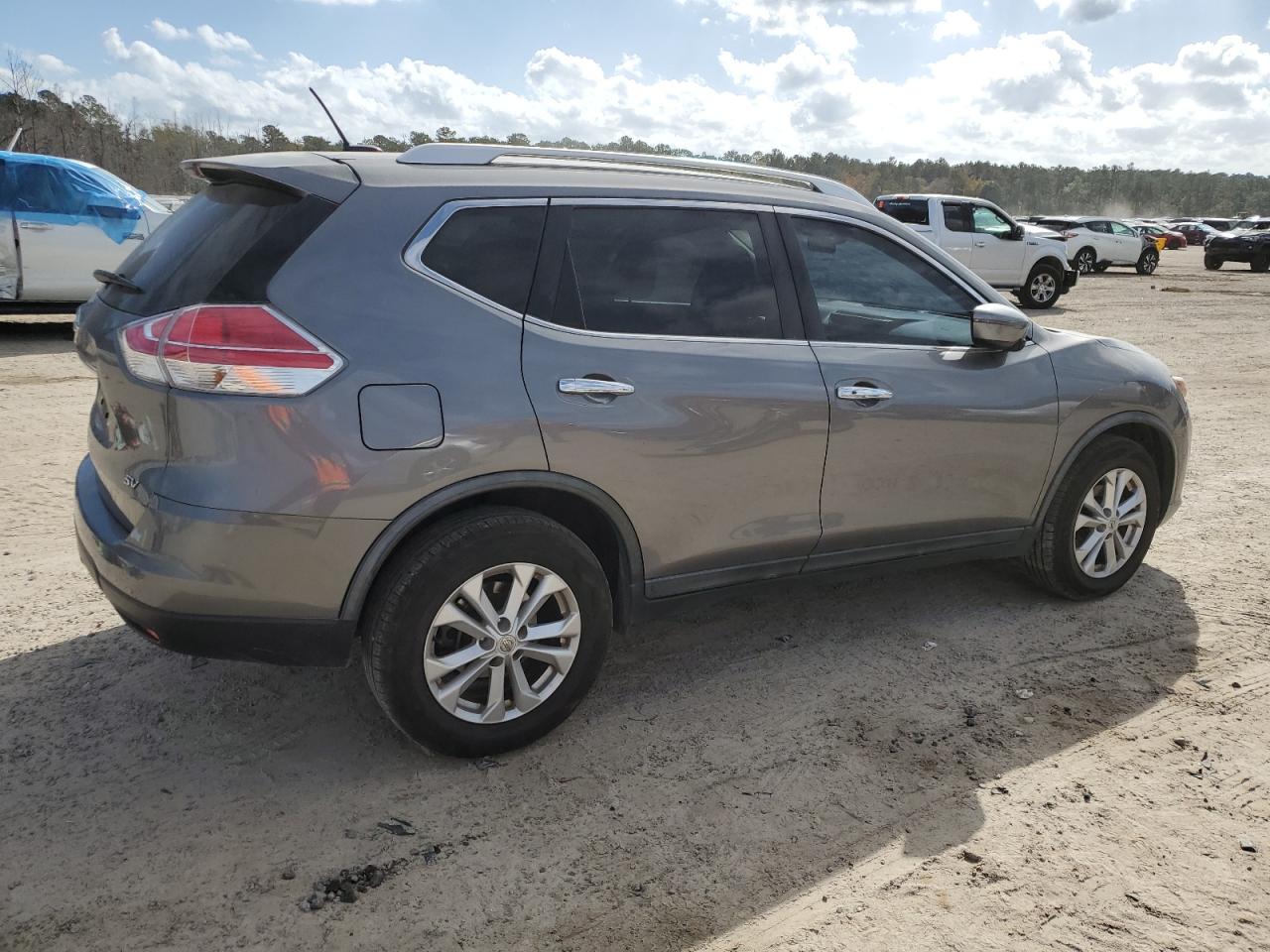 2016 Nissan Rogue VIN KNMAT2MT6GP721873 Copart auction photo, side / front end damage thumbnail 3