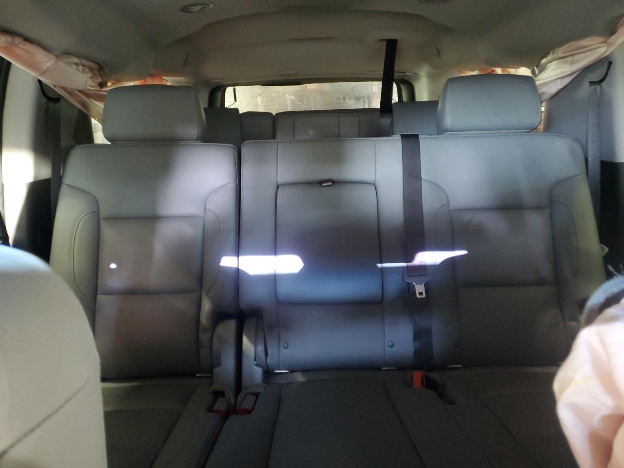 2020 Chevrolet Suburban VIN 1GNSKHKC1LR211787 Copart auction photo, side damage thumbnail 10