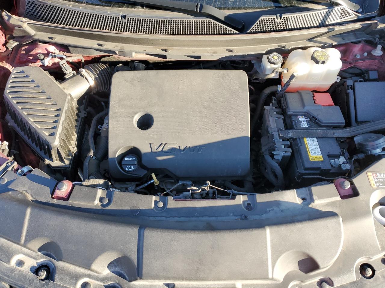2019 Chevrolet Traverse VIN 1GNEVJKW7KJ210470 Copart auction photo, front end / side damage thumbnail 14