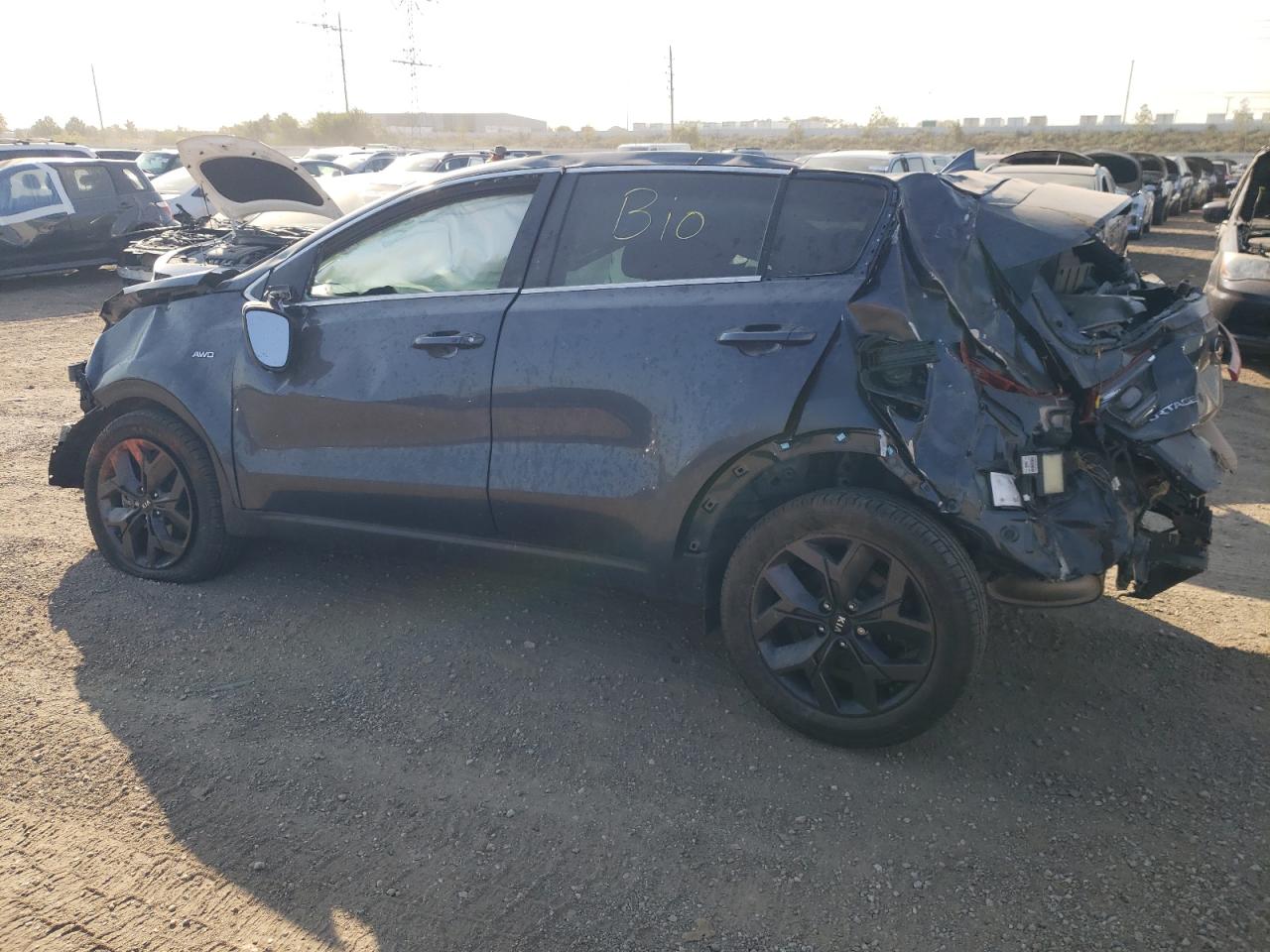 2022 KIA Sportage VIN KNDPMCAC3N7954592 Copart auction photo, rollover damage thumbnail 2