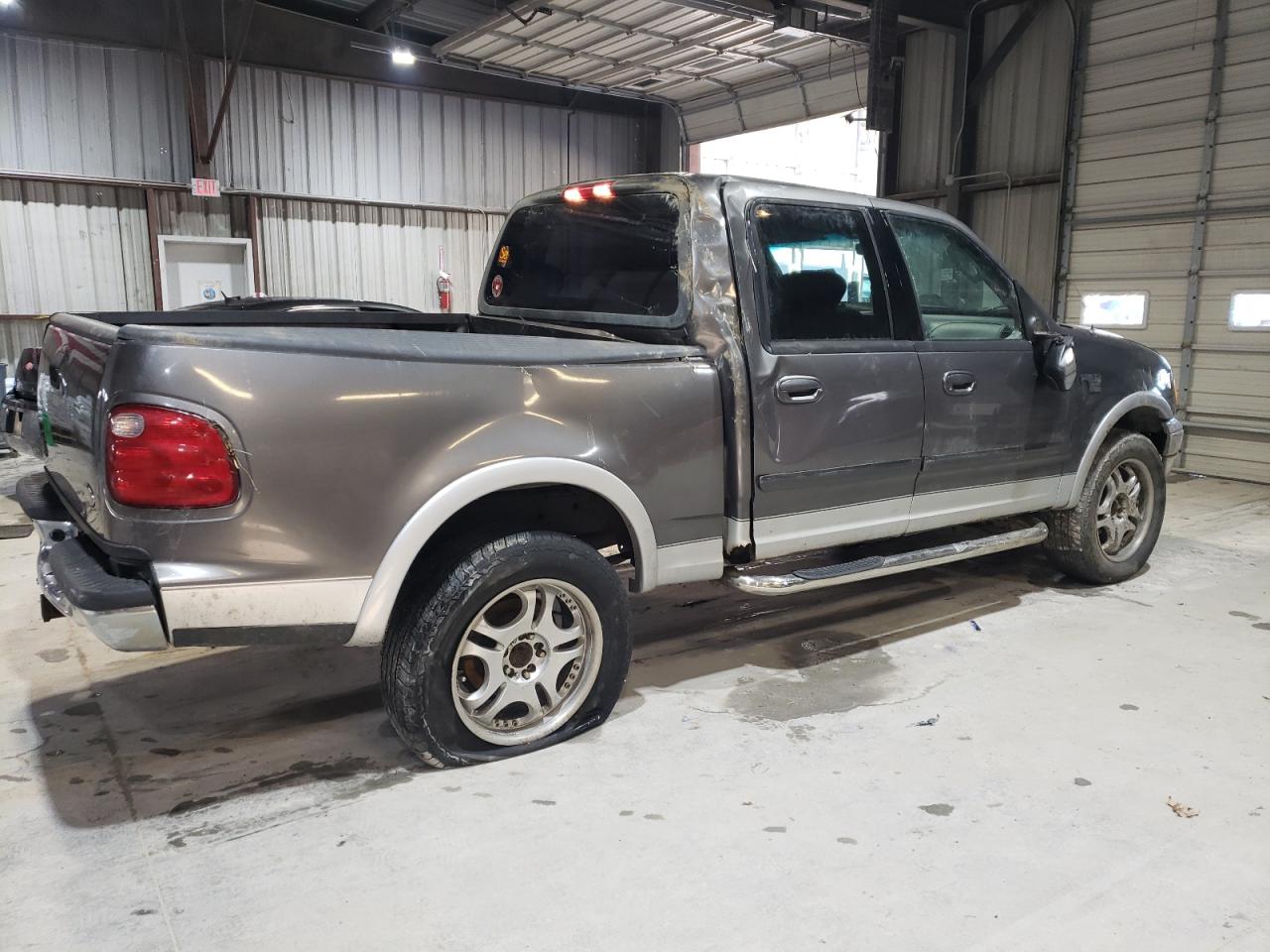 2002 Ford F-150 VIN 1FTRW08L92KC96826 Copart auction photo, side damage thumbnail 3