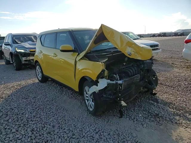 2020 KIA Soul VIN KNDJ23AU5L7070297 Copart auction photo, front end / side damage thumbnail 11