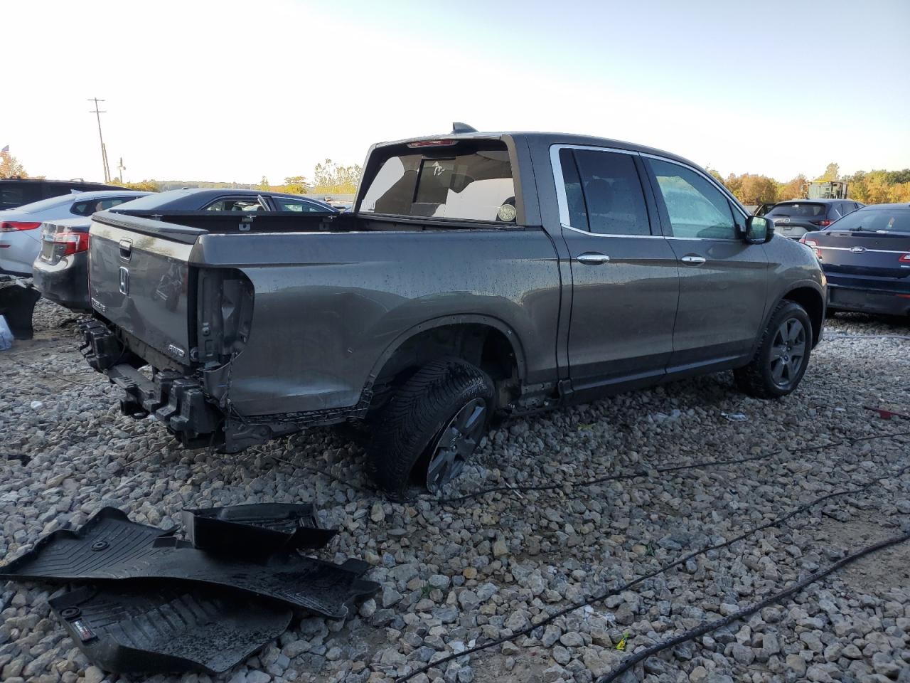 2020 Honda Ridgeline VIN 5FPYK3F76LB002044 Copart auction photo, rear end / undercarriage damage thumbnail 3