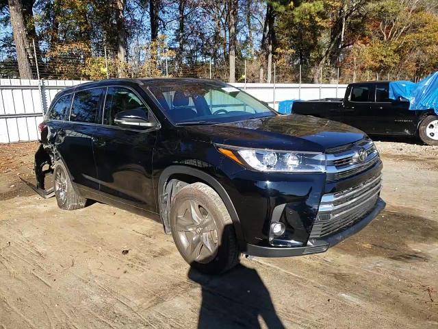 2019 Toyota Highlander VIN 5TDDZRFH1KS703325 Copart auction photo, rear end damage thumbnail 11