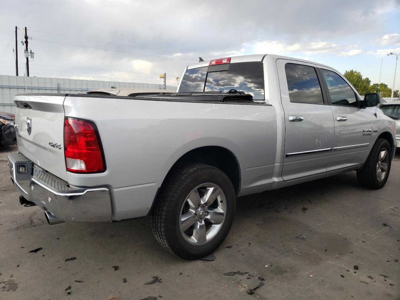 2018 RAM 1500 VIN 1C6RR7TT6JS241733 Copart auction photo, hail / hail damage thumbnail 3