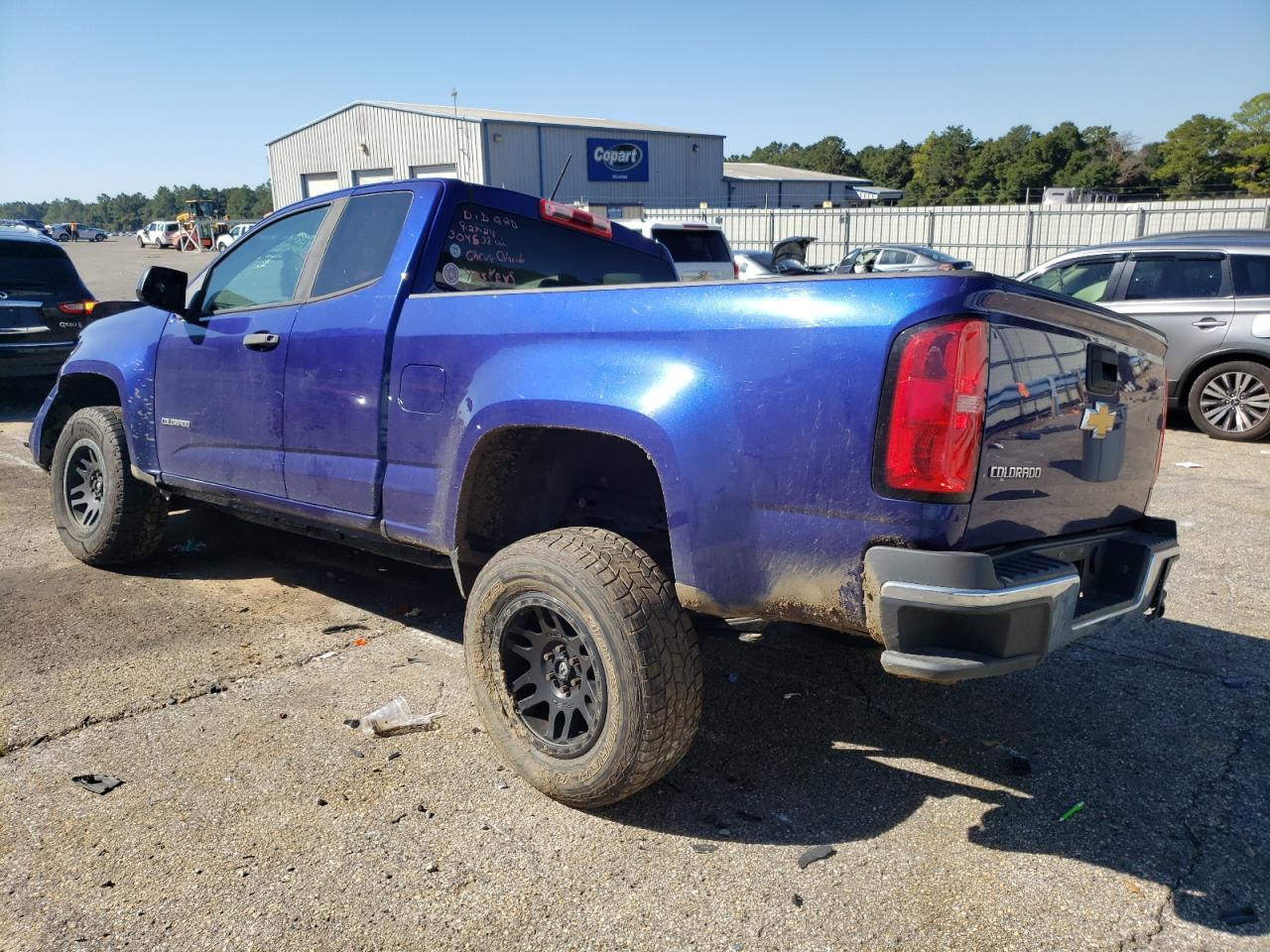 2017 Chevrolet Colorado VIN 1GCHSBEA0H1304638 Copart auction photo, front end / side damage thumbnail 2
