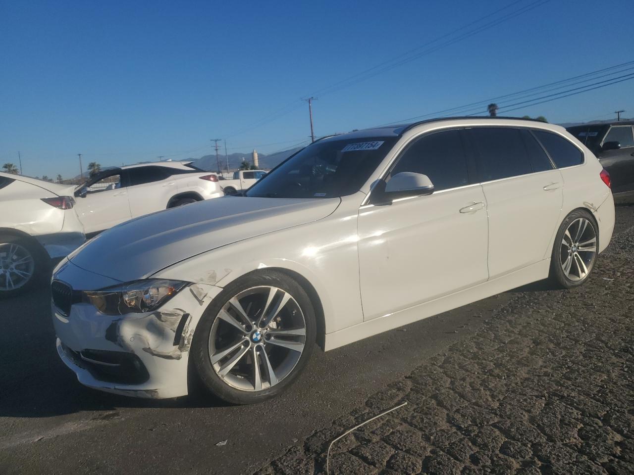 2016 BMW 3er VIN WBA8J1C51GK458428