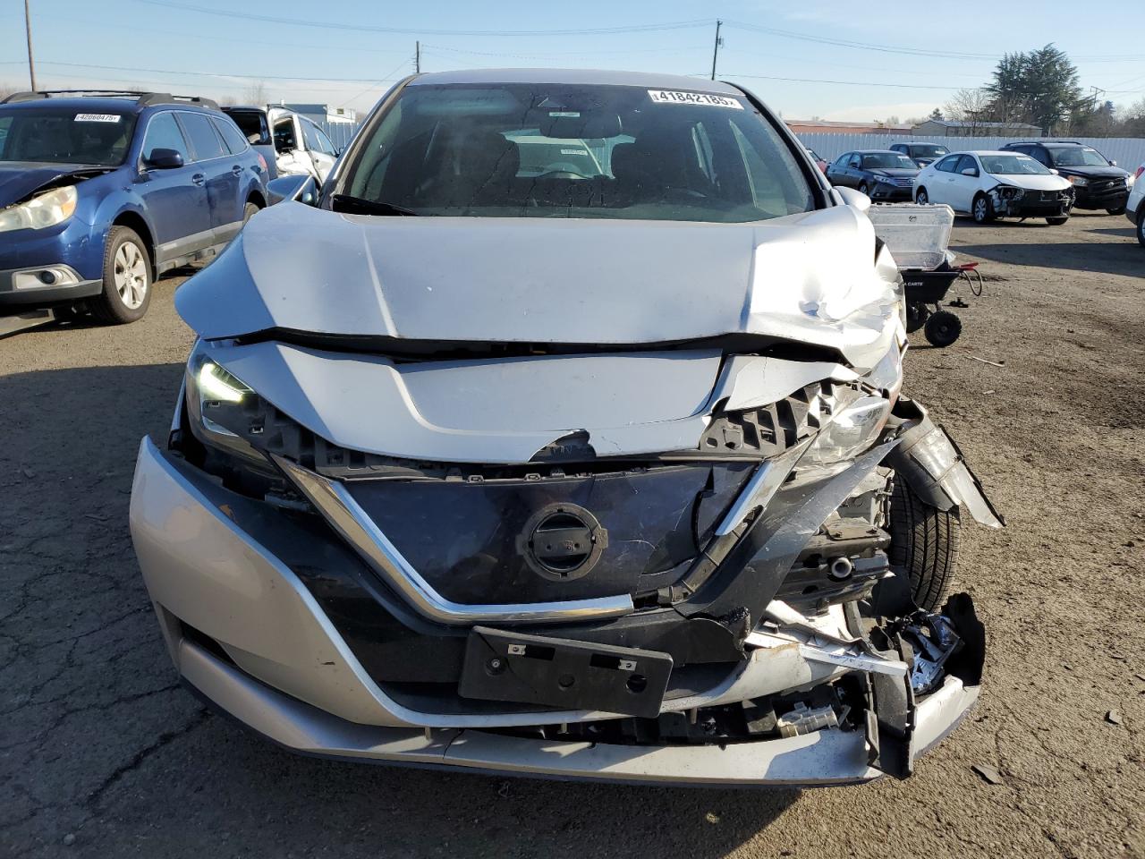 2019 Nissan Leaf VIN 1N4BZ1CP4KC320295 Copart auction photo, front end / minor dent/scratches damage thumbnail 5