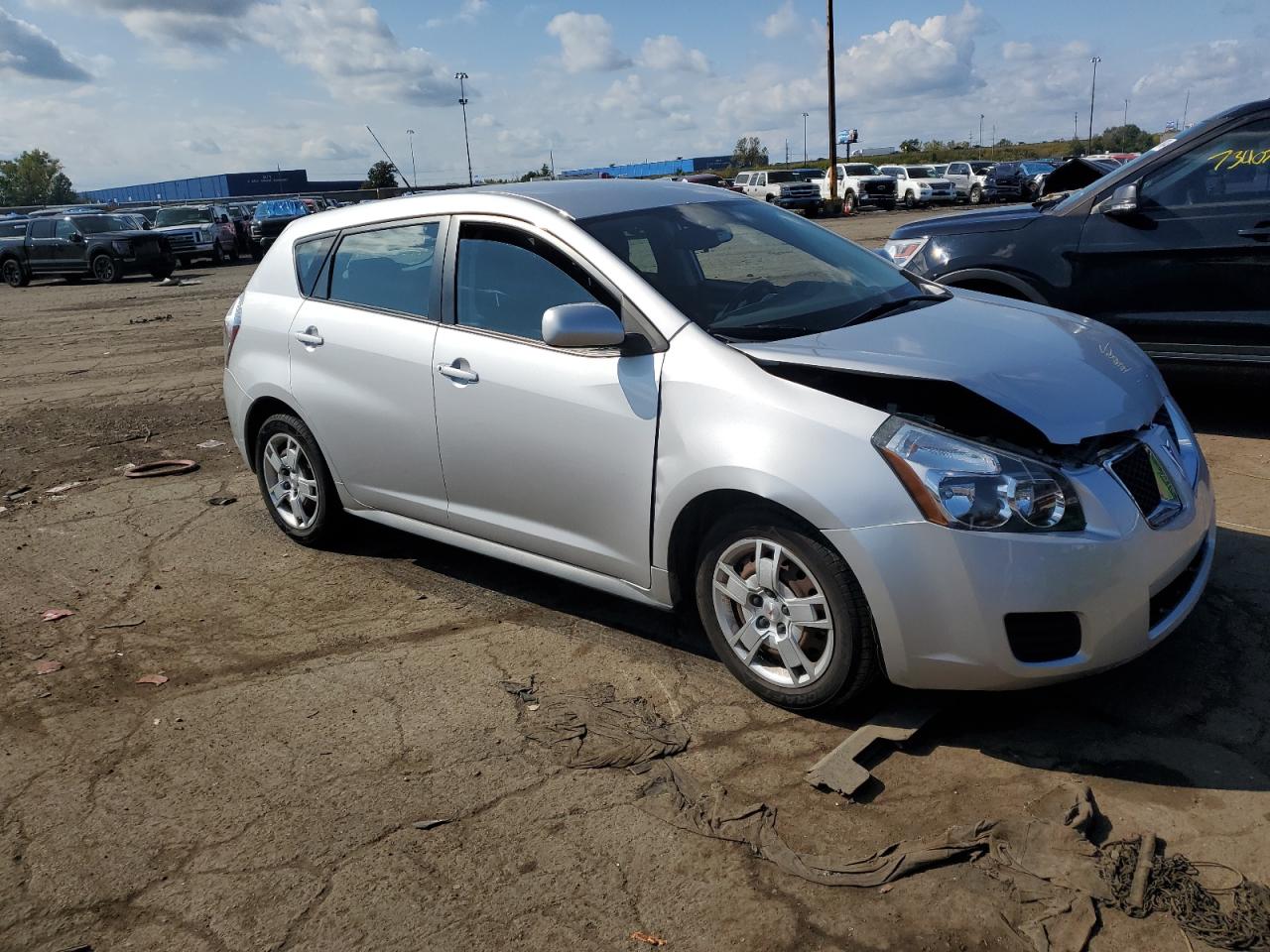 2009 Pontiac Vibe VIN 5Y2SP670X9Z418801 Copart auction photo, front end damage thumbnail 4