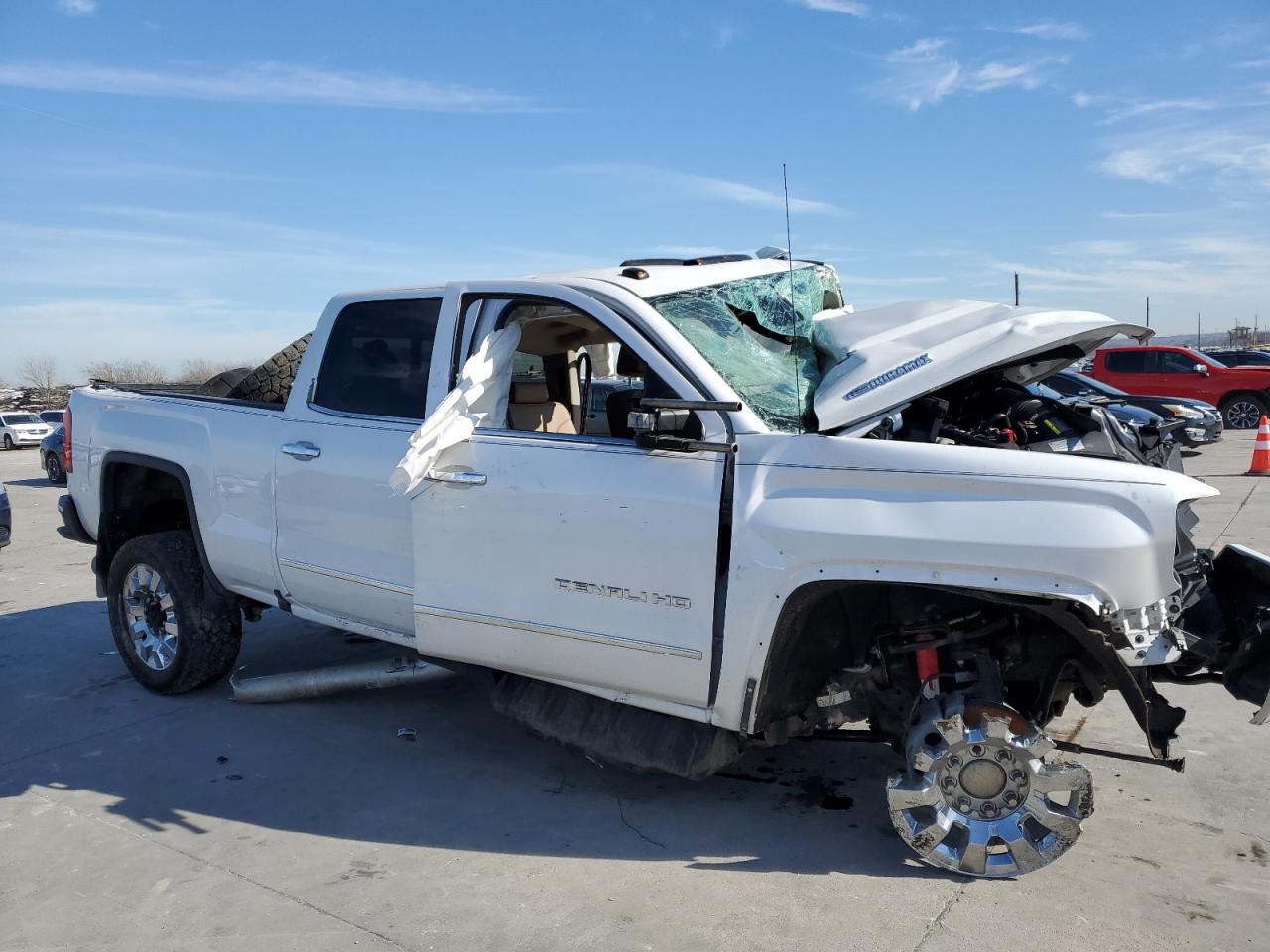 2018 GMC Sierra VIN 1GT12UEYXJF225397 Copart auction photo, biohazard/chemical / all over damage thumbnail 4