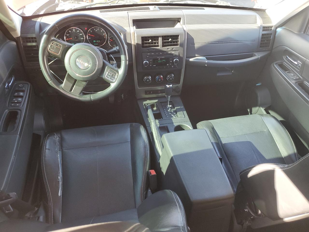 2012 Jeep Liberty (North America) VIN 1C4PJLAK7CW169012 Copart auction photo, minor dent/scratches damage thumbnail 8