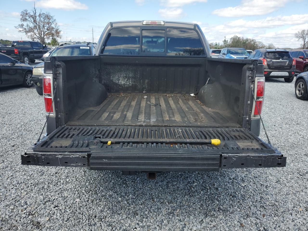 2013 Ford F-150 VIN 1FTFW1CF3DKF46090 Copart auction photo, rear end / minor dent/scratches damage thumbnail 6