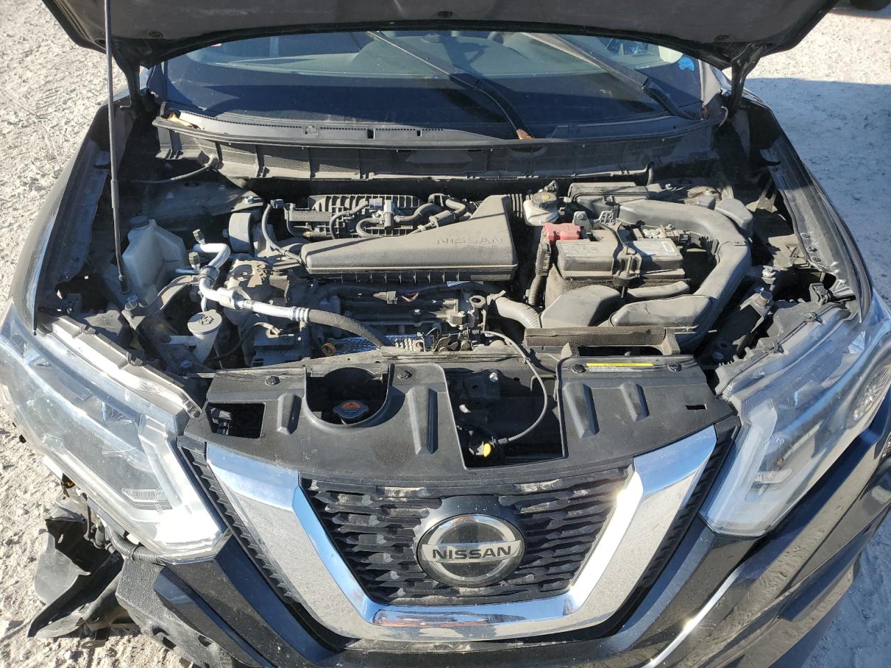 2019 Nissan Rogue VIN 5N1AT2MVXKC830737 Copart auction photo, all over / minor dent/scratches damage thumbnail 12