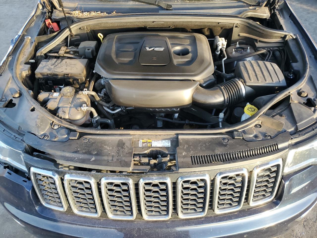 2018 Jeep Grand Cherokee VIN 1C4RJEBG2JC447313 Copart auction photo, front end / side damage thumbnail 12