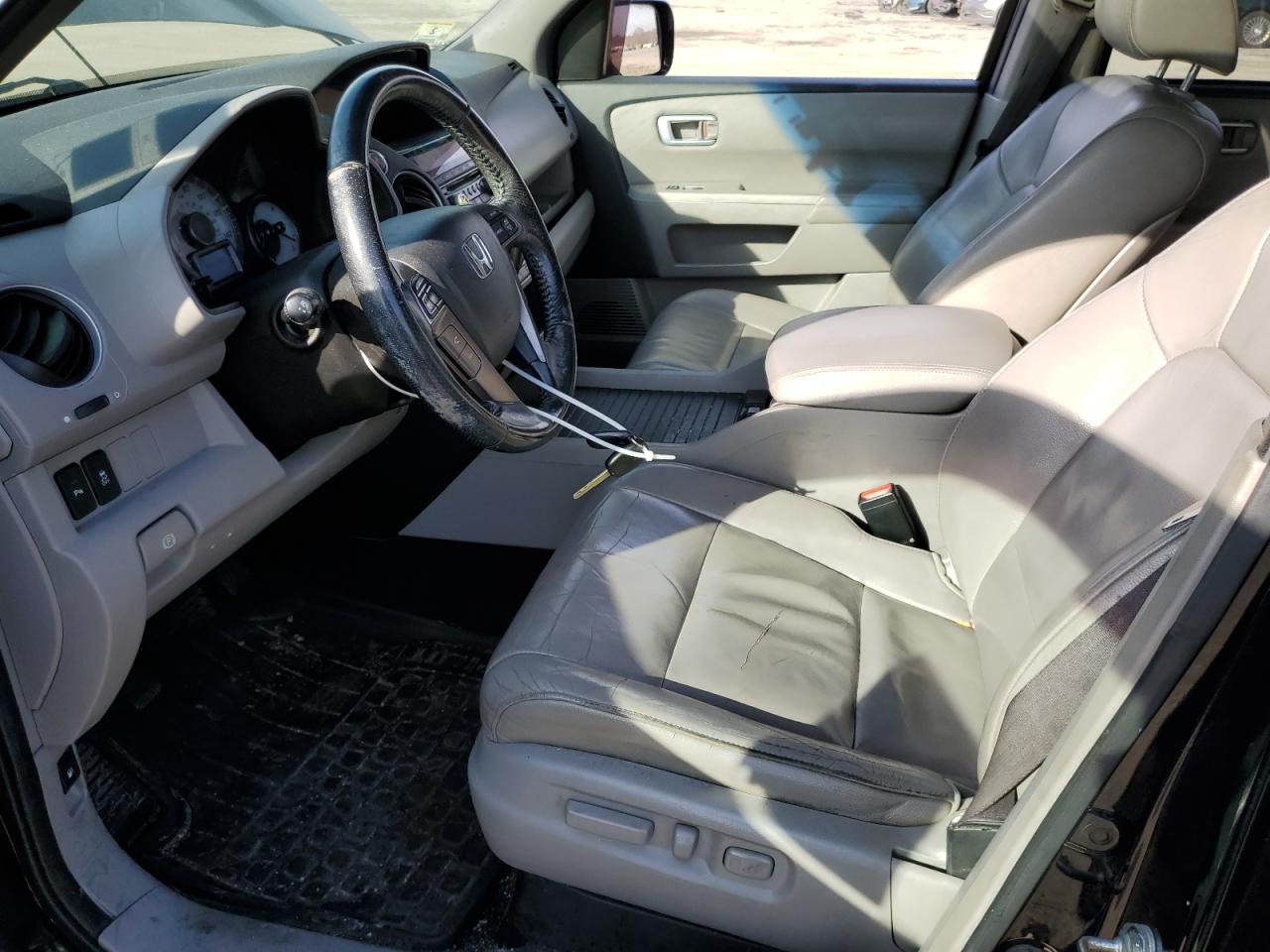 2012 Honda Pilot VIN 5FNYF4H9XCB060238 Copart auction photo, minor dent/scratches damage thumbnail 7