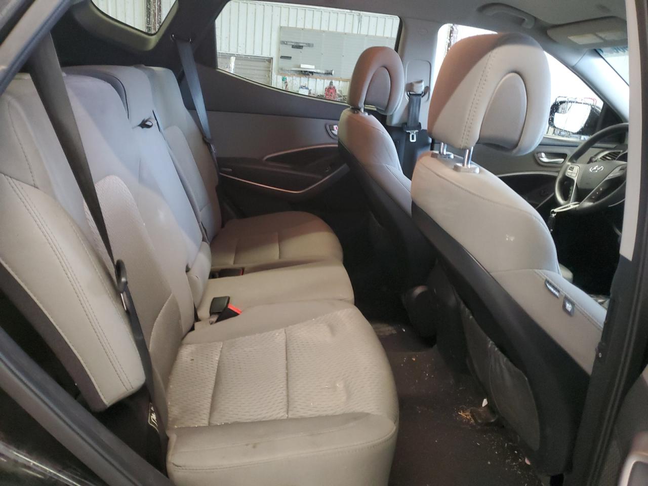 2016 Hyundai Santa Fe VIN 5XYZTDLB1GG329183 Copart auction photo, front end / minor dent/scratches damage thumbnail 11
