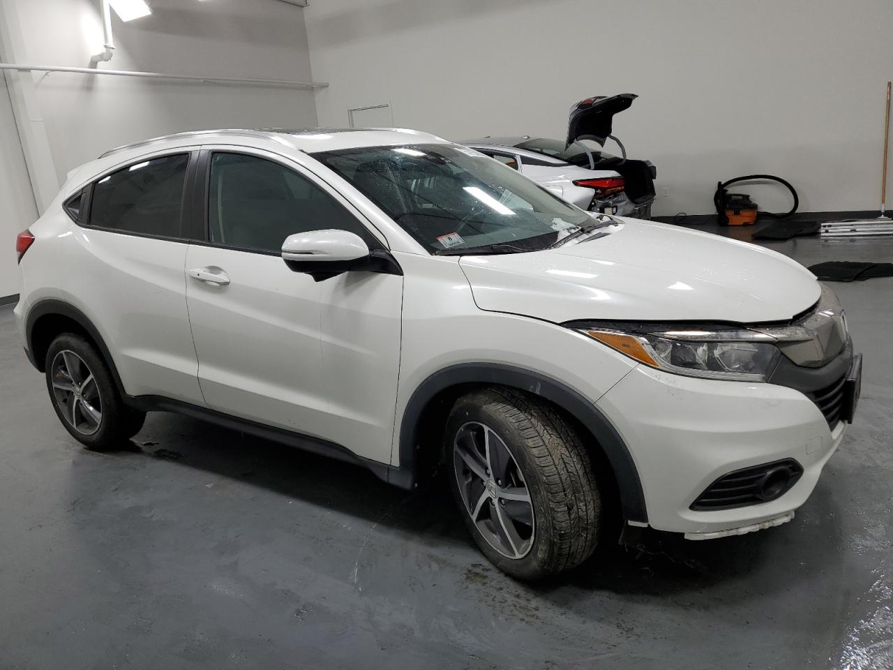 2021 Honda HR-V VIN 3CZRU6H54MM742252 Copart auction photo, front end damage thumbnail 4