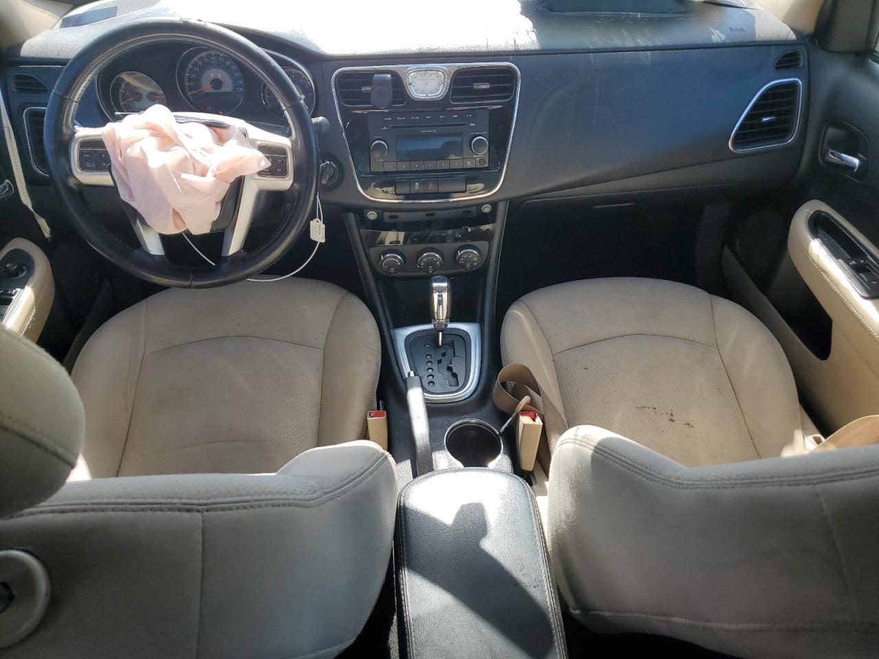 2012 Chrysler 200 VIN 1C3CCBBB3CN154891 Copart auction photo, front end / minor dent/scratches damage thumbnail 8