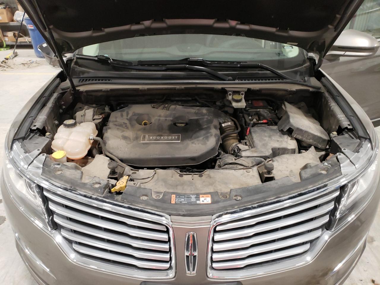 2016 Lincoln MKC VIN 5LMCJ3D99GUJ01294 Copart auction photo, rear end damage thumbnail 12