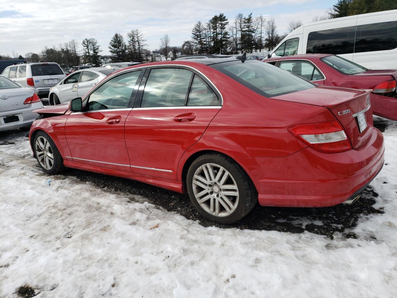 2009 Mercedes-Benz C-klasse VIN WDDGF54X09R071991 Copart auction photo, front end / minor dent/scratches damage thumbnail 2